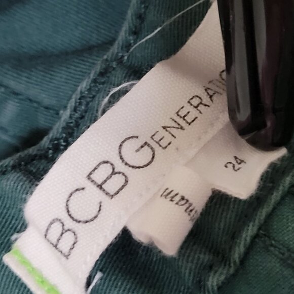 BCBG Generation Jeans Womens Size 24 Skinny Low Rise Green Denim Pants - Picture 4 of 8